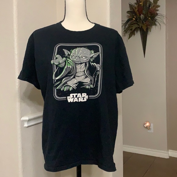 Funky Star Wars black Smugglers Bounty Yoda short sleeve t-shirt - Picture 1 of 12